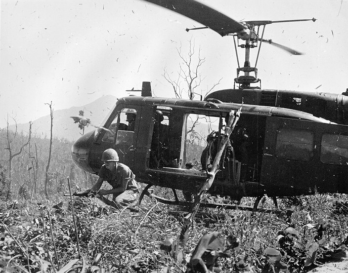 011 | 101st Airborne Division Vietnam Photo's