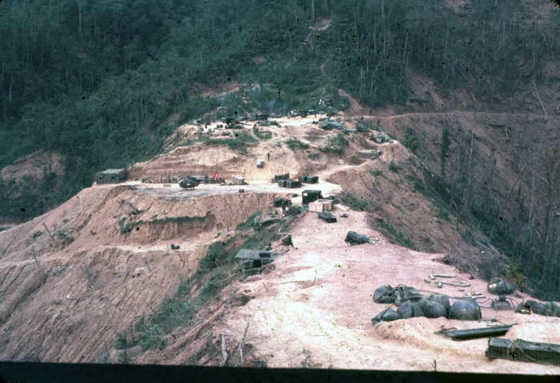 FSB Veghel | 101st Airborne Division Vietnam Photo's