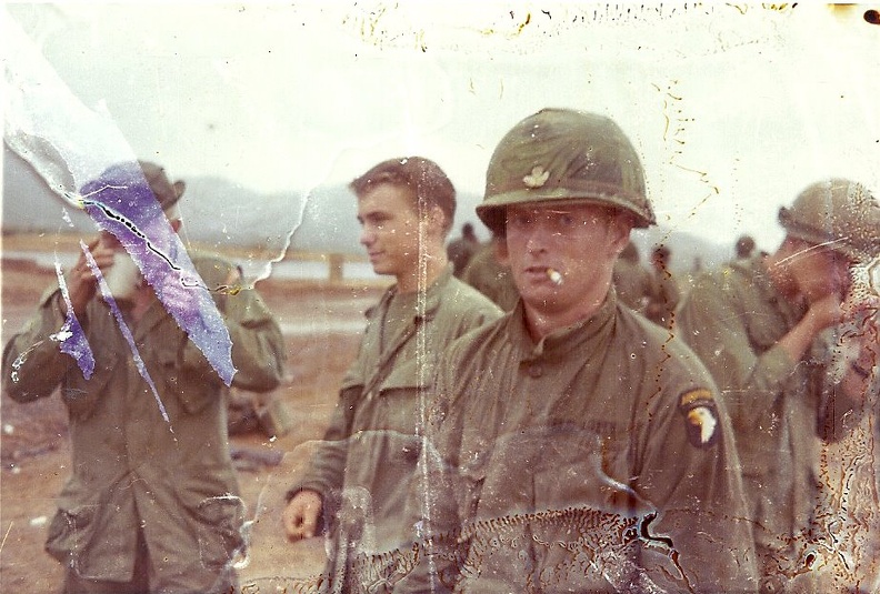 001 101st Airborne Division Vietnam Photo S